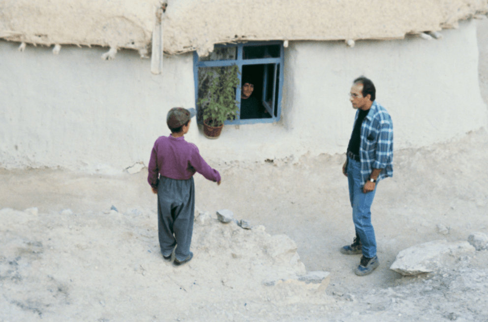 © 1999 MK2 PRODUCTIONS-ABBAS KIAROSTAMI
