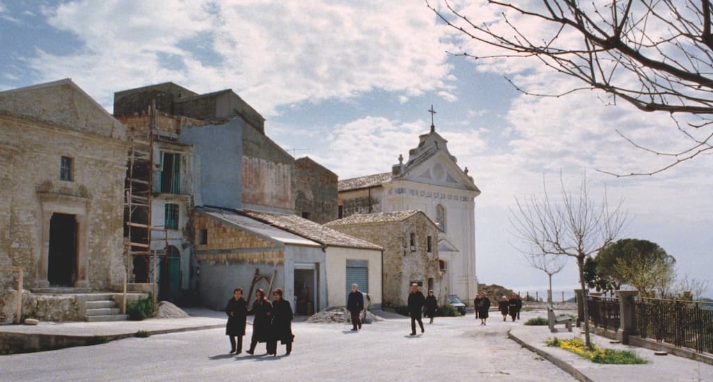 (C) 2010 VIVO FILM, ESSENTIAL FILMPRODUKTION, INVISIBILE FILM, VENTURA FILM
