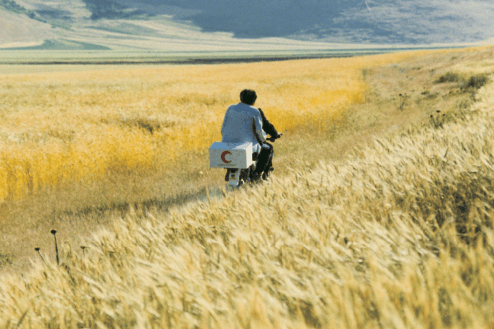 © 1999 MK2 PRODUCTIONS-ABBAS KIAROSTAMI